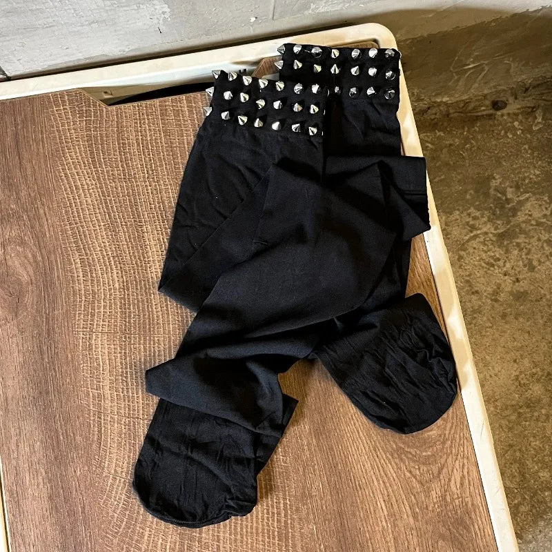 Subculture Y2K Spiked Fishnet Tights Sexy Rivet Decor Pantyhose Punk Street Style Mesh Stockings for Women Party Outfits Socks