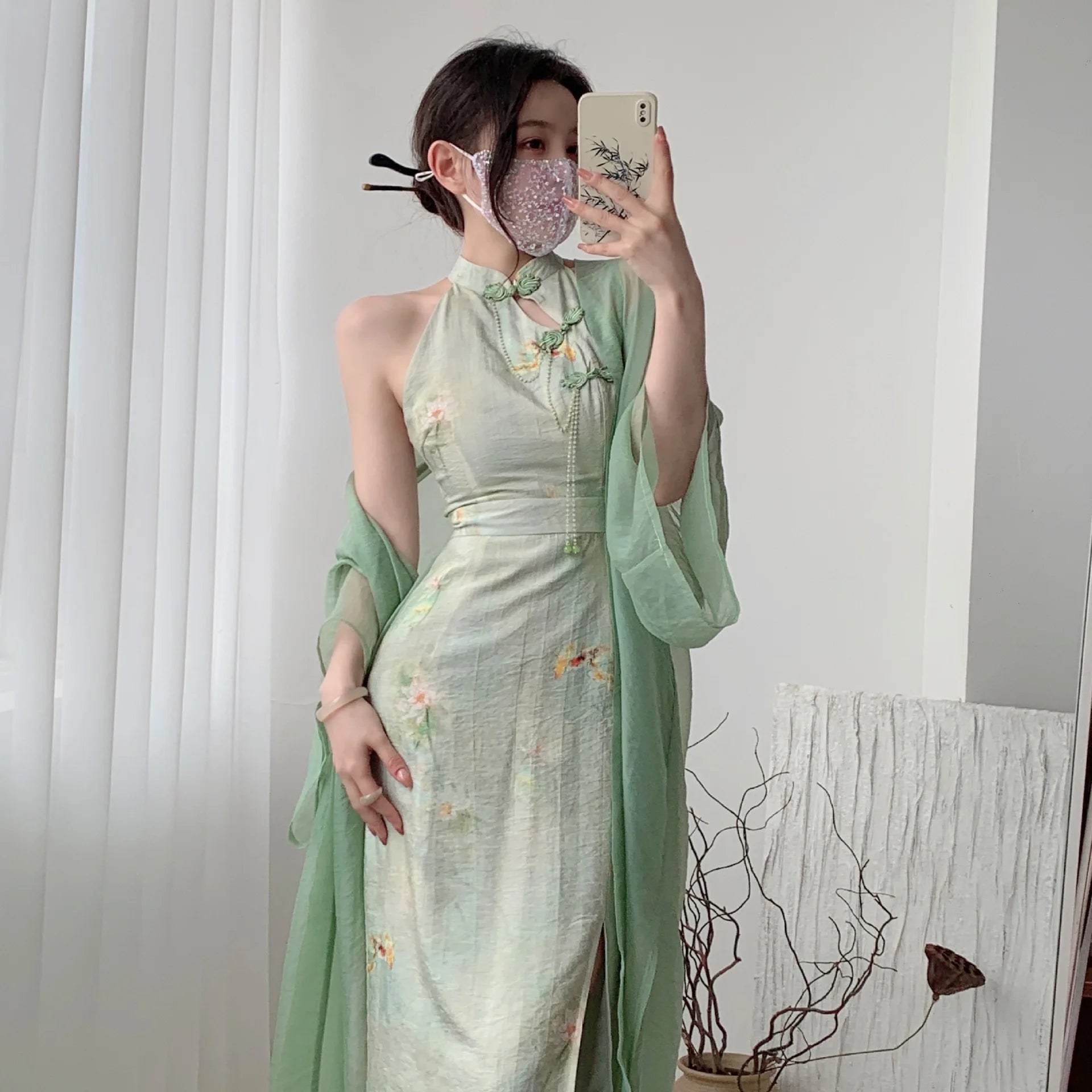 Vintage Qipao Dress Sleeveless High Slit Silk Cheongsam