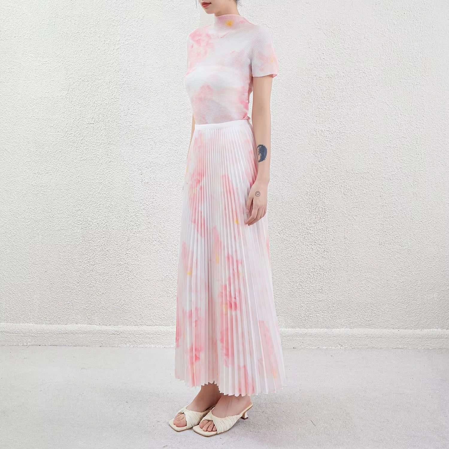 Summer Women'S Fashionable Printed Pleated Set Shirt Stretch Polyester Top Flower Printed Pleated Skirt Two-Piece Set
