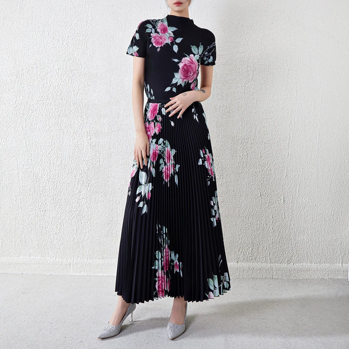 Miyake Women'S Fashion Flower Set Short Sleeve Elastic Waist Flower Print Pleated Skirt Two-Piece Set