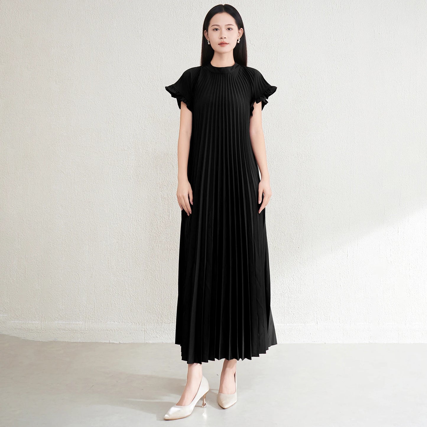 High Quality Pleated Dress Factory Direct Sales New Style Ruffle Short Sleeve Pleated Design Loose Elegant Midi Casual Dress