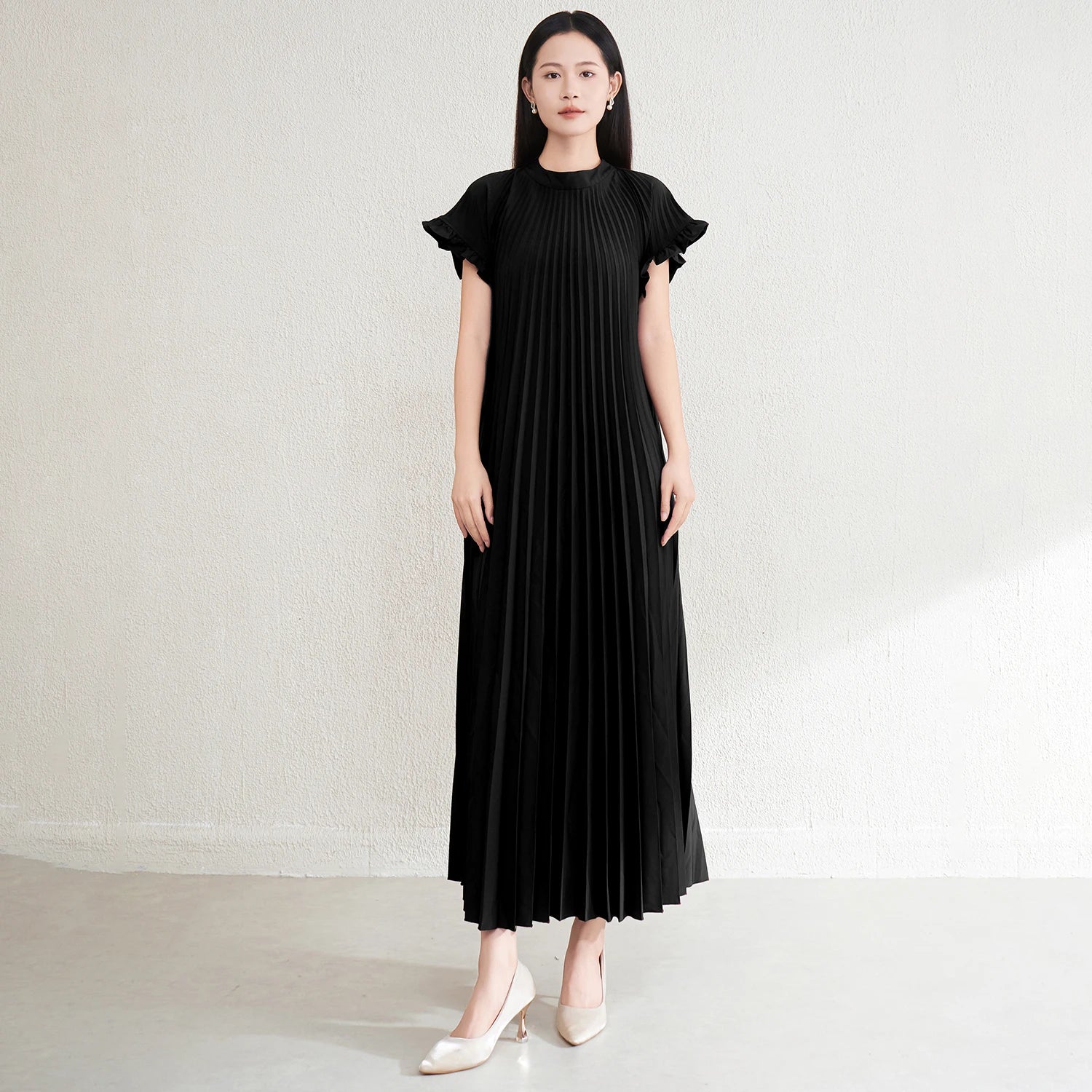 High Quality Pleated Dress Factory Direct Sales New Style Ruffle Short Sleeve Pleated Design Loose Elegant Midi Casual Dress
