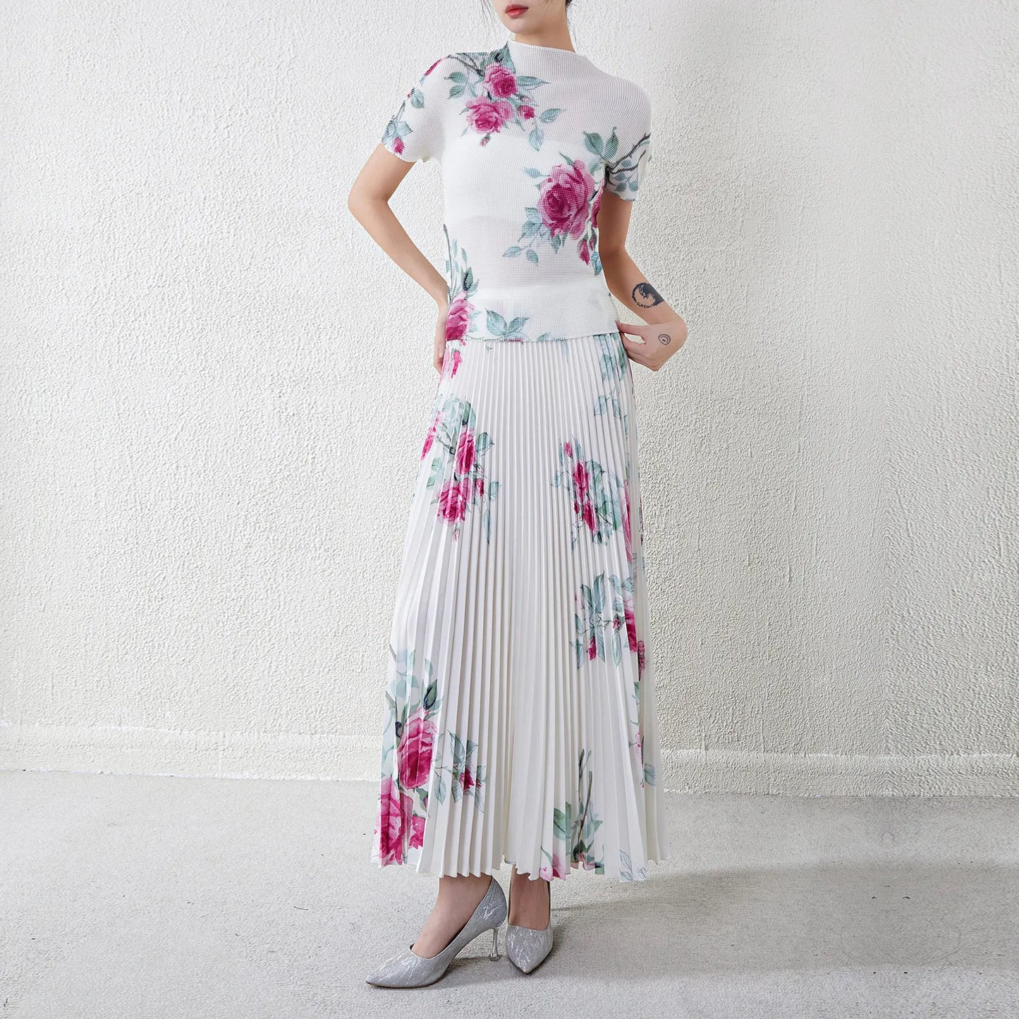 Miyake Women'S Fashion Flower Set Short Sleeve Elastic Waist Flower Print Pleated Skirt Two-Piece Set