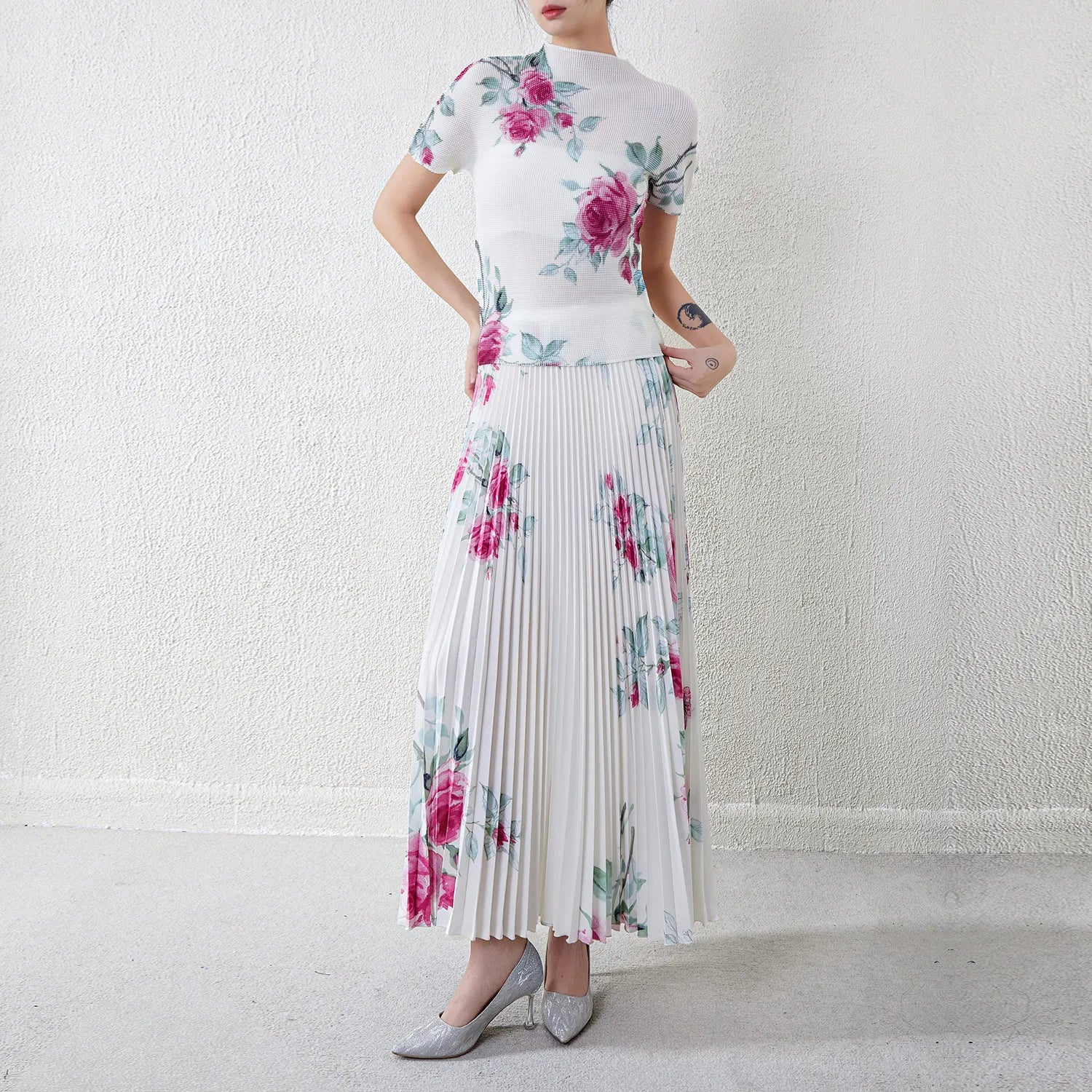 Miyake Women'S Fashion Flower Set Short Sleeve Elastic Waist Flower Print Pleated Skirt Two-Piece Set
