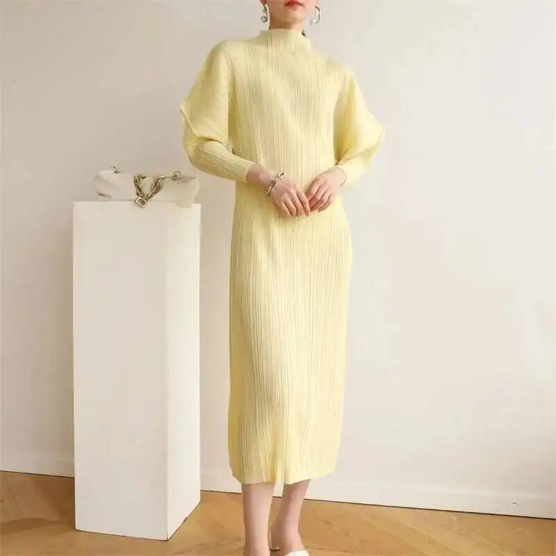 Pleated Half High-End High Collar Batwing Sleeve Women'S Dress