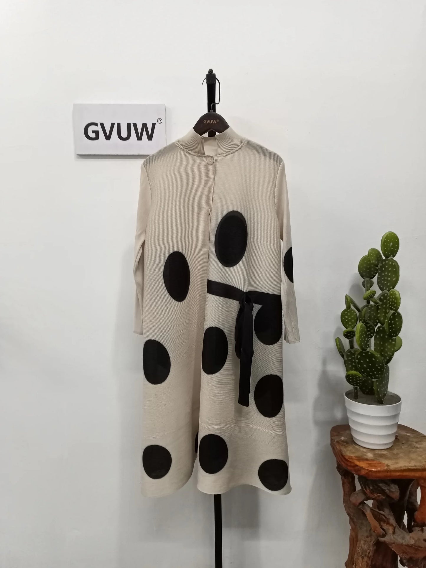 Stand Collar Pleated Dress 2025 Autumn Single Breasted Drawstring Dot Printing Festival Clothing Women Elegant 25D1062