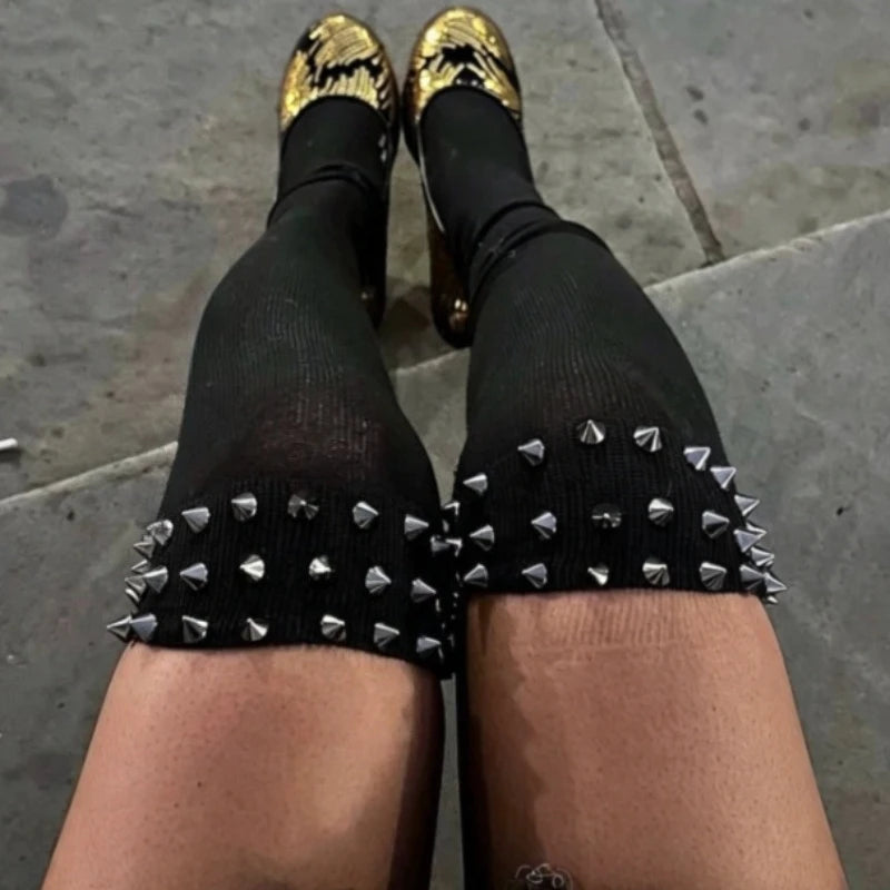 Subculture Y2K Spiked Fishnet Tights Sexy Rivet Decor Pantyhose Punk Street Style Mesh Stockings for Women Party Outfits Socks