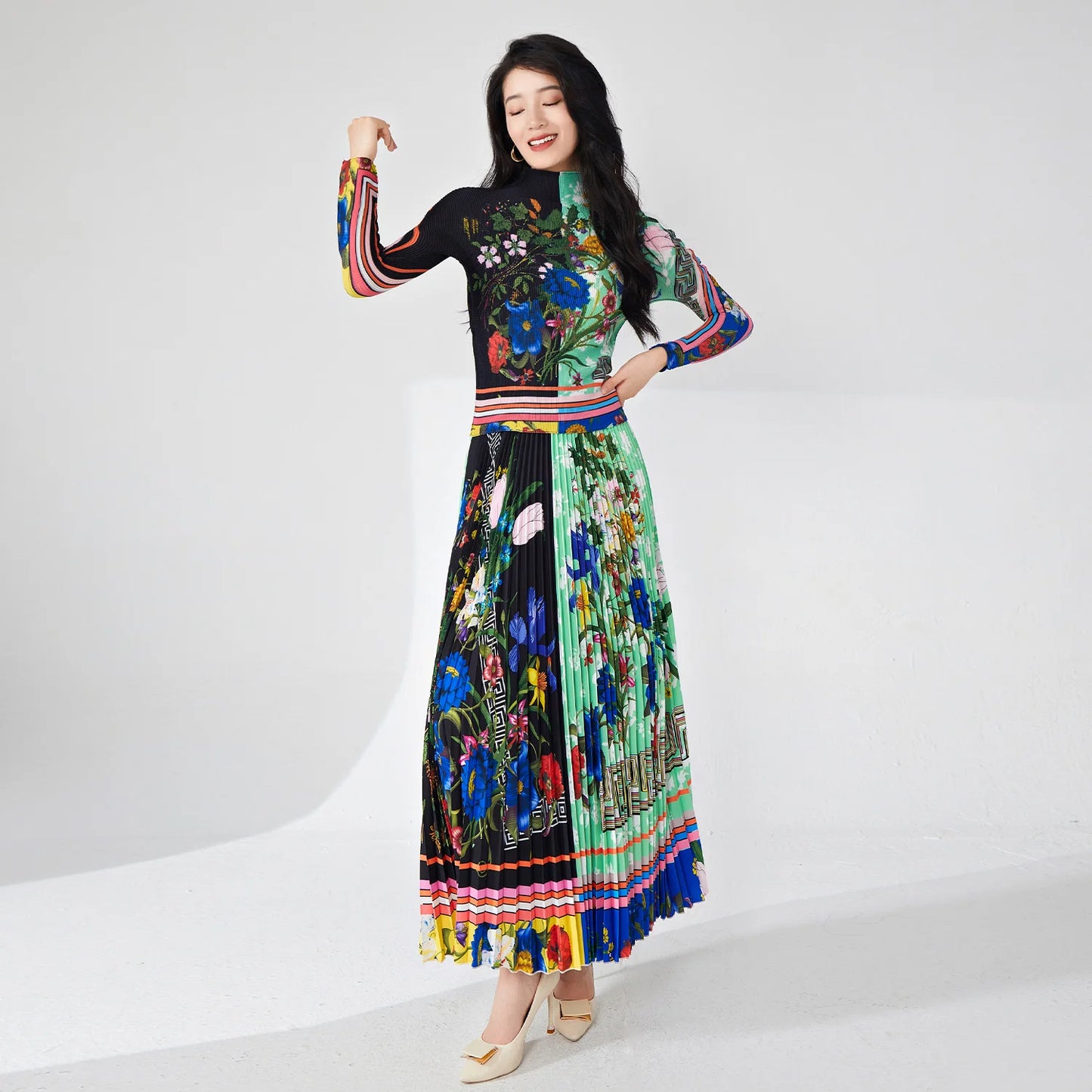 Women'S High Quality Elegant Loose Casual Style Two-Piece Set Summer Polyester Top and Midi Length Pleated Skirt